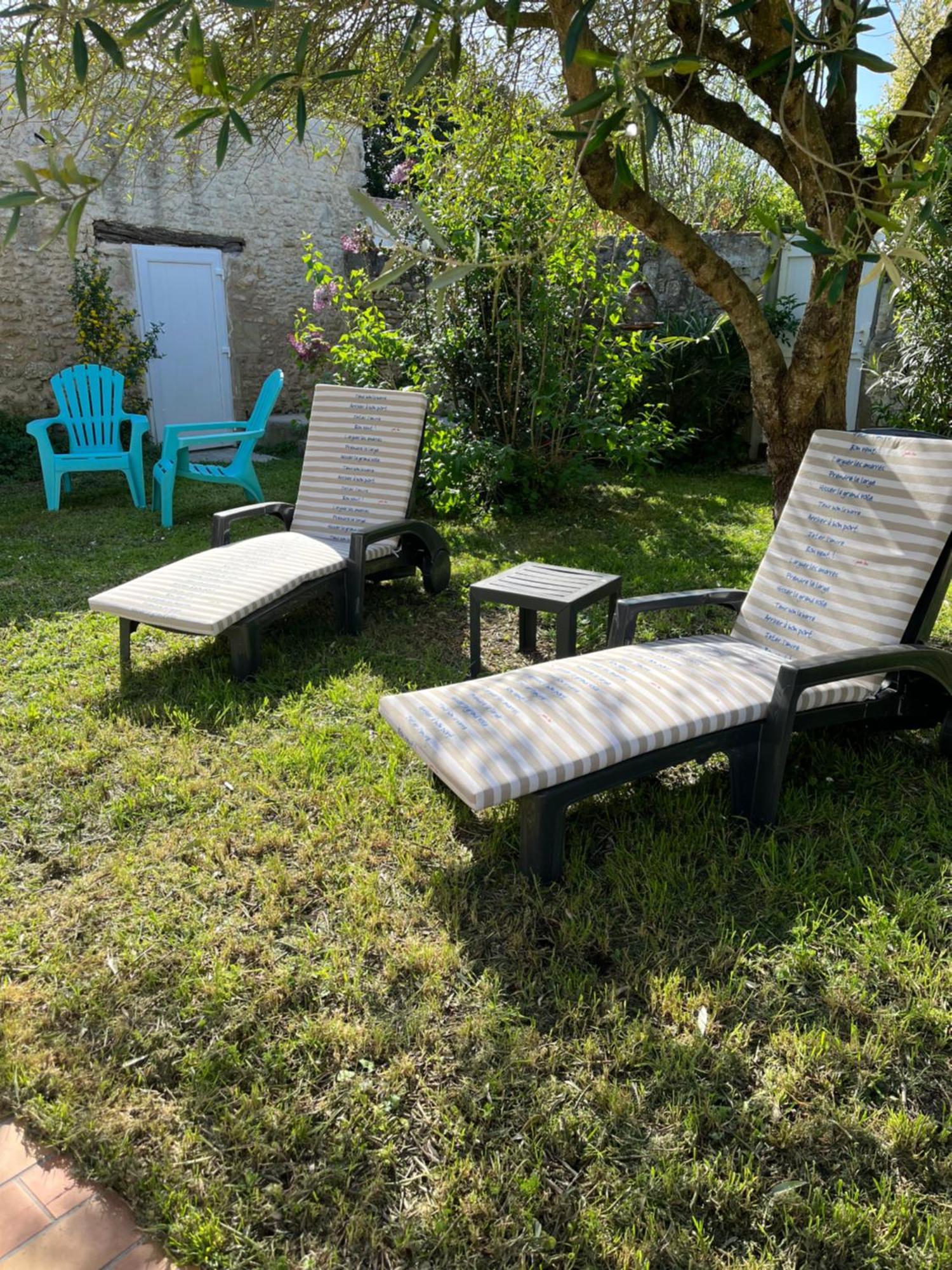 Maisonnette 40 Saint-Froult Buitenkant foto
